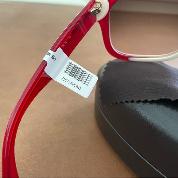 Alexander McQueen oversized sunglasses in creamy white and red NWT 🎉HP x2🎉 - Picture 7 of 7